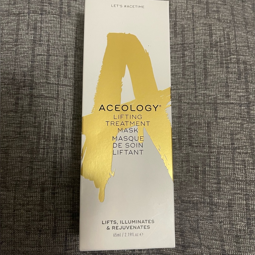 Sealed Brand New In Box ACEOLOGY Lifting Treatment Mask